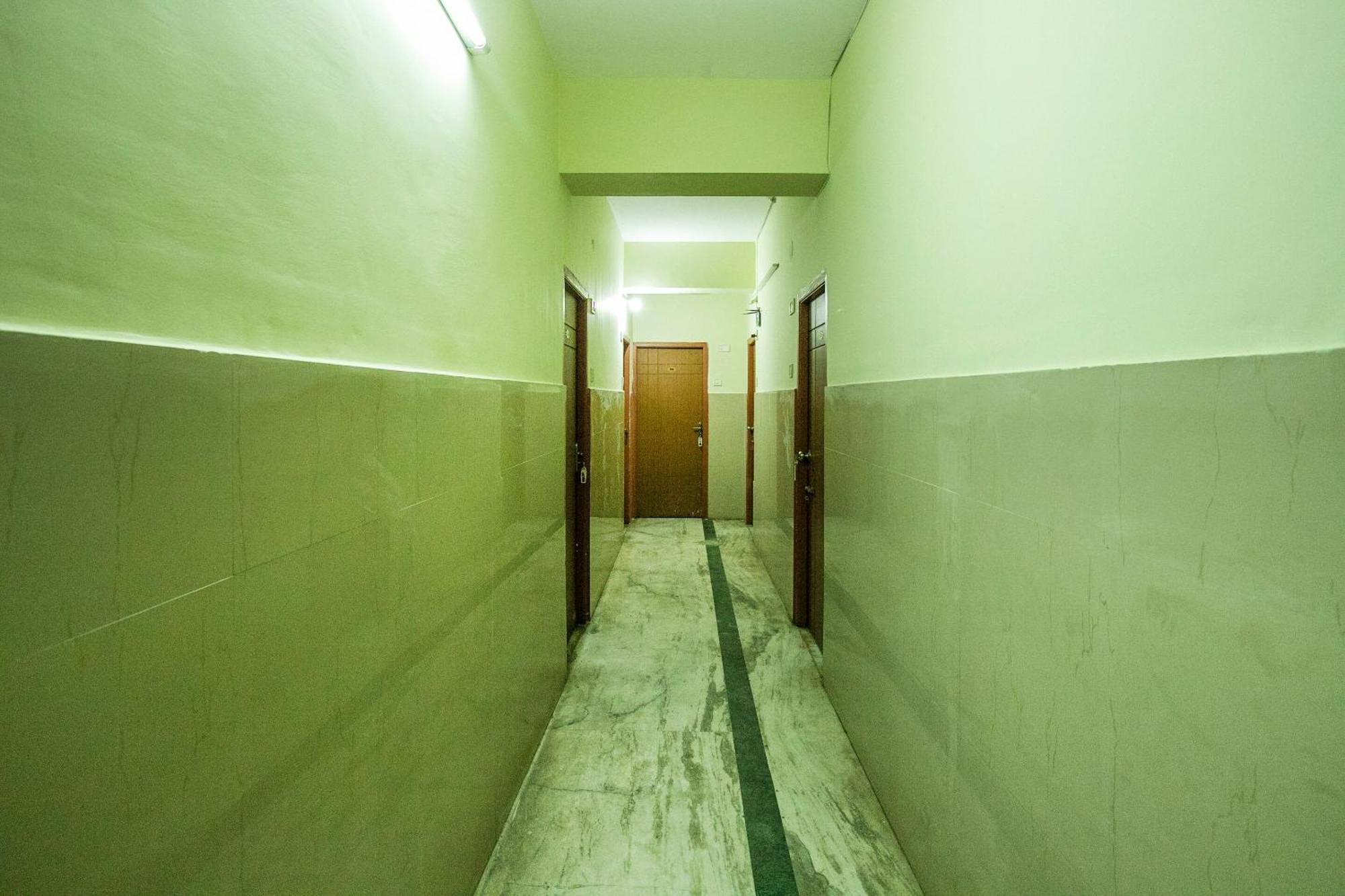 Hotel O Royal Residency Near Hare Krishna Hill Jālahalli Exteriör bild